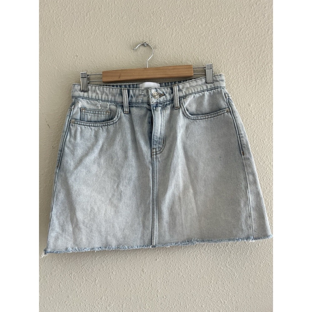 Current Elliott Size 28 Light Wash Raw Hem Denim Mini Skirt Feminine Coquette
